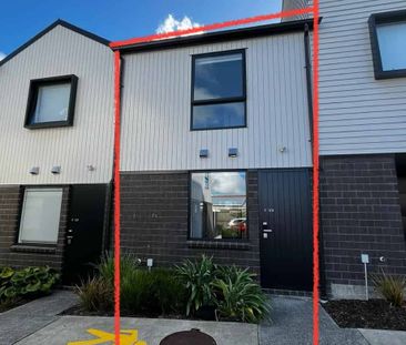 2-Bedroom Townhouse in New Lynn Central - Photo 1