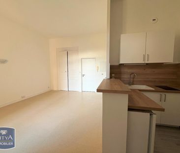 Location Appartement 2 pièces 38m² POITIERS 86000 - Photo 1