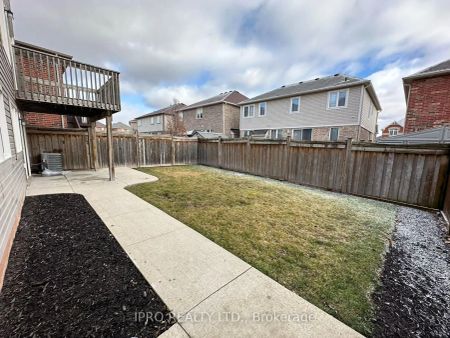 Property For Lease | W9282226 - Photo 2