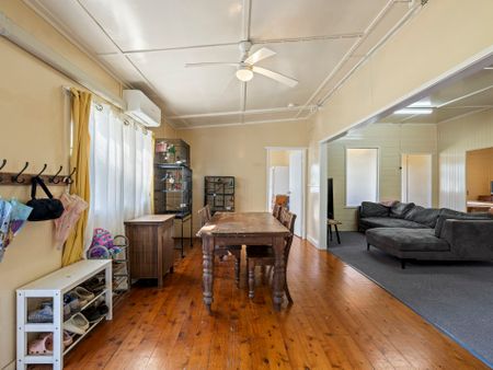 Tidy Colonial Home on Acreage - Photo 4