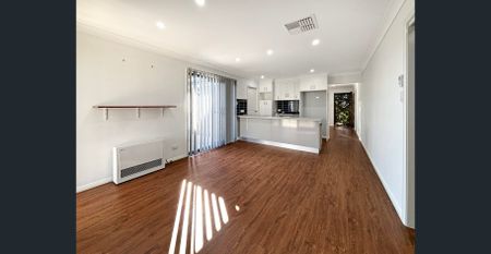 Rosewood Grove Home with a Pool - Photo 2