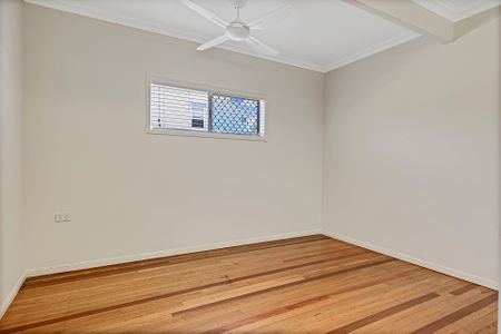 Freshly Renovated Ground-Floor Gem in the Heart of Nambour - Photo 3