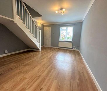 2 bedroom terraced house to rent - Photo 2