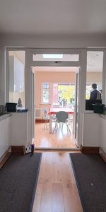House share to rent - Photo 3