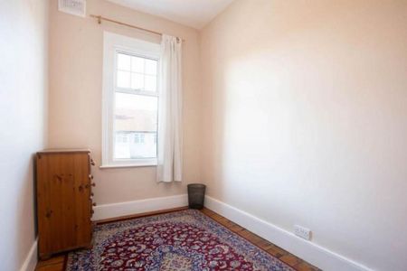 3 bedroom maisonette to rent - Photo 3