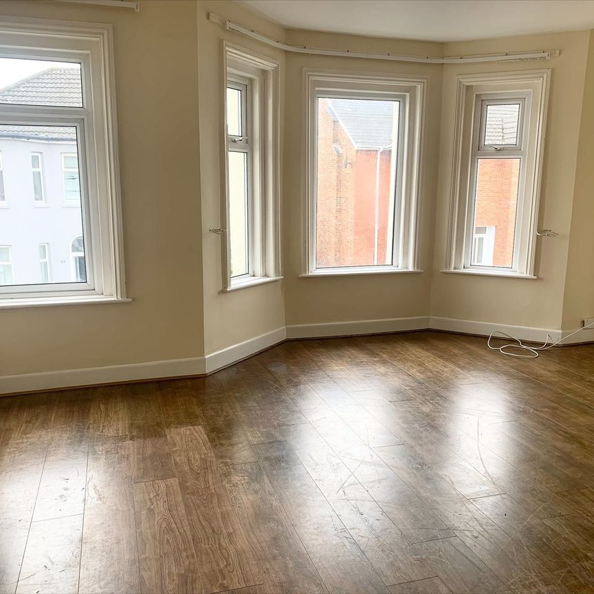 Capstone Road, Bournemouth, - Photo 1