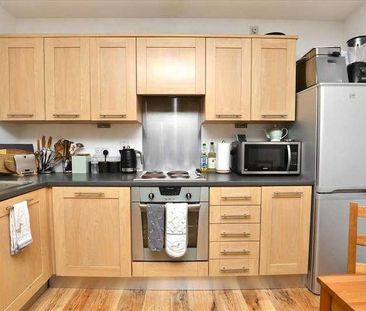 Dutton Court, Warrington, WA1 - Photo 1