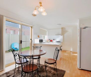 3 Bed, 1 Bath - Photo 3