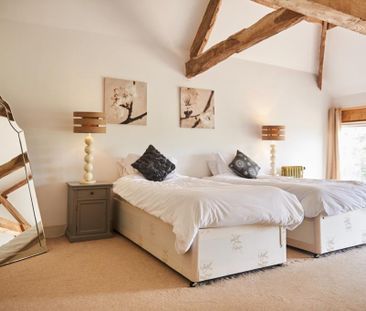 7 bedroom detached house to rent - Photo 4