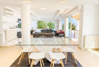 Annual or seasonal rental villa Sa Carroca with sea views