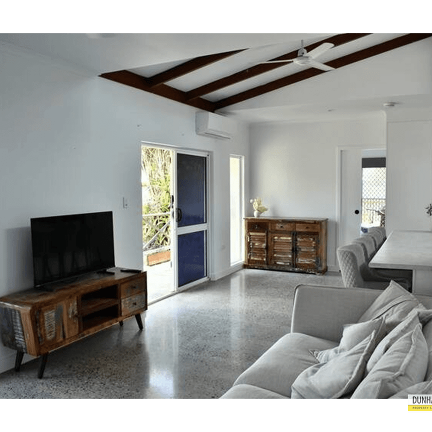 Sparkling pool, Tropical living in Caravoinca! - Photo 1