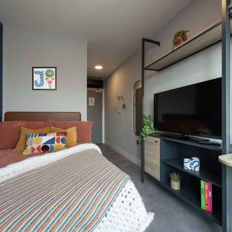 Room in a Shared Flat, Traffic St, NG2 - Photo 1