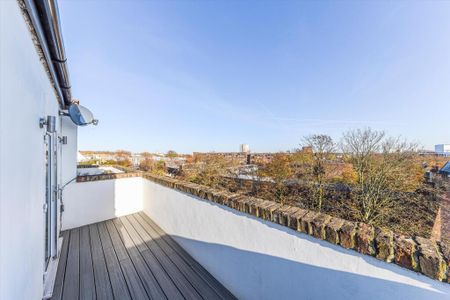 3 bedroom apartment to rent - Photo 5