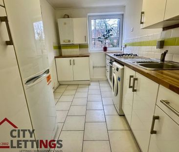 2 bedroom flat to rent - Photo 6