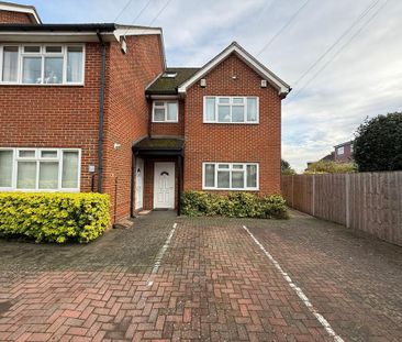 3 bedroom flat to rent - Photo 6