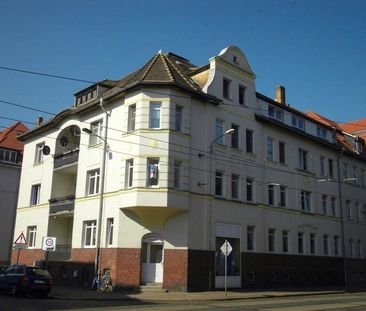 Schöne 3 Zimmer Wohnung mit großer Küche und Wannenbad - Foto 3