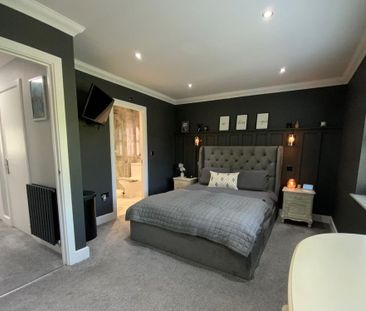 4 bedroom end of terrace house to rent - Photo 4