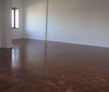 4 room luxury Flat for rent in Baixa de Setubal, Setúbal, Distrito ... - Photo 2