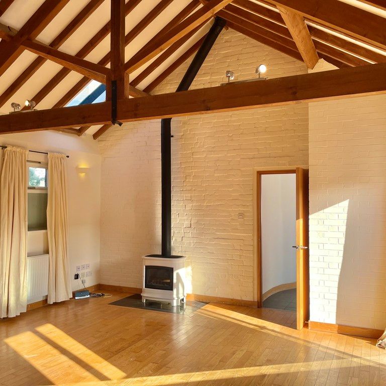 2 bedroom Two Bedroom Property to rent - Photo 1