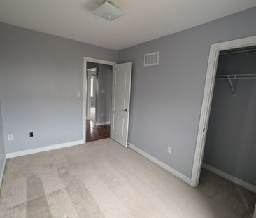 For Lease - 93 Pearcey Crescent, Barrie, Ontario - Photo 3