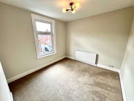 3 Bed Terraced House, Rundle Road, L17 - Photo 5