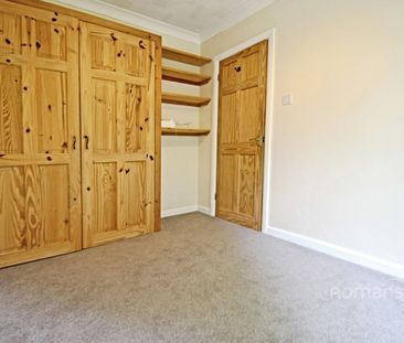 2 bedroom bungalow to rent - Photo 2