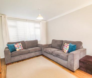 3 bedroom terraced house to rent - Photo 1