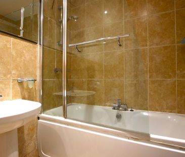 2 bedroom maisonette to rent - Photo 3