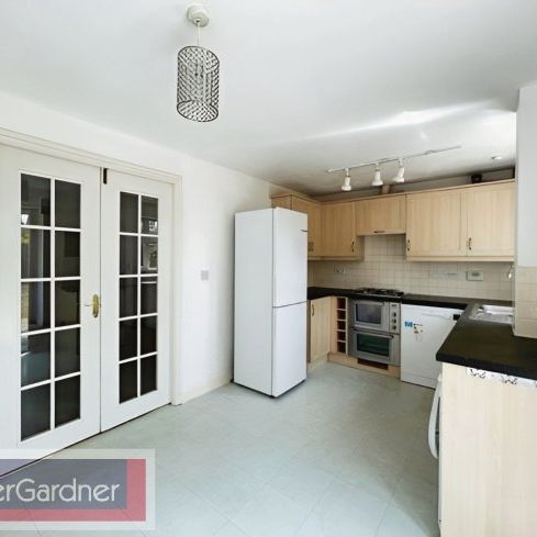 The Orchards, Cherry Hinton. - Photo 1