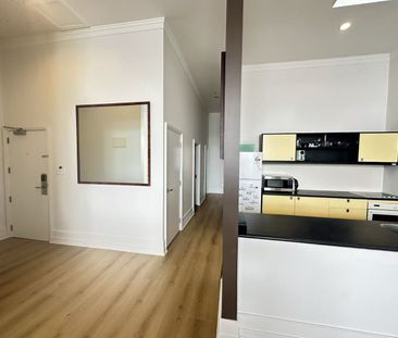 4.5 Star Hotel, Top Floor Fully Furnished Apartment - Photo 4