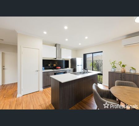 68 Bonnington Way, Baldivis, WA 6171 - Photo 2