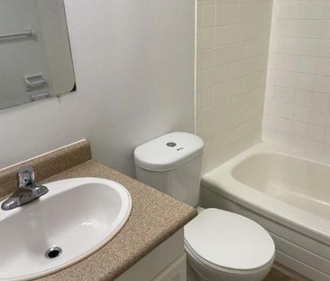 1 CH - 1 SDB - Gatineau - $1,249 /mo - Photo 2
