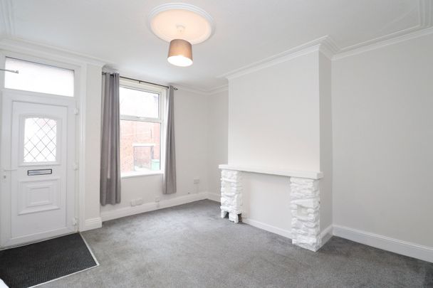 2 bedroom house to rent - Photo 1