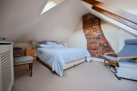 Church Hill, Midhurst, GU29 - Photo 3