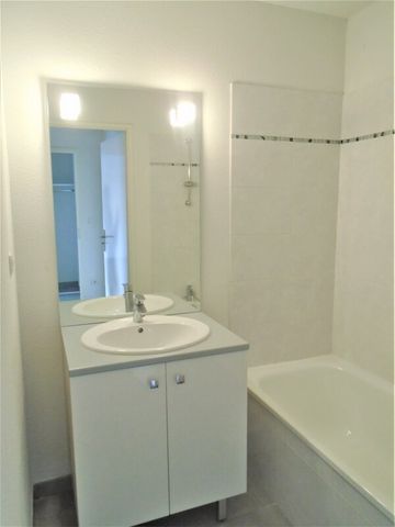 Location Appartement 2 pièces 41m² MURET 31600 - Photo 4