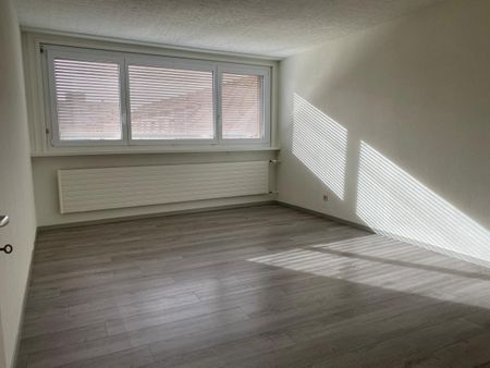 Av. Léopold-Robert 76, 2300 La Chaux-de-Fonds - Foto 2