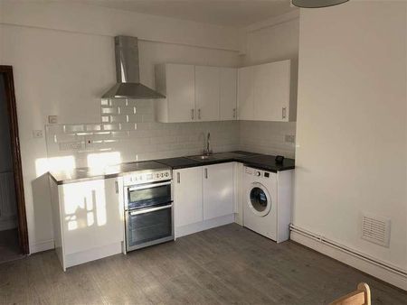 Amy Road, Oxted, RH8 - Photo 5