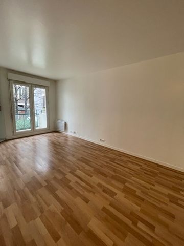 Appartement Courbevoie 1 pièce(s) 24.03 m2 - Photo 3
