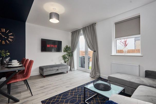 3 bedroom terraced house to rent - Photo 1