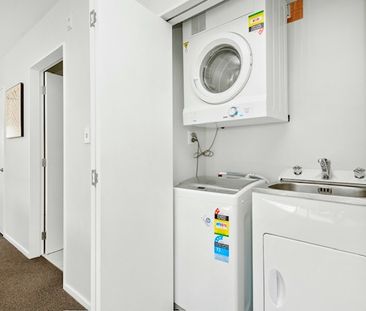 Welcome to 232 Main Road, Tawa - Photo 5