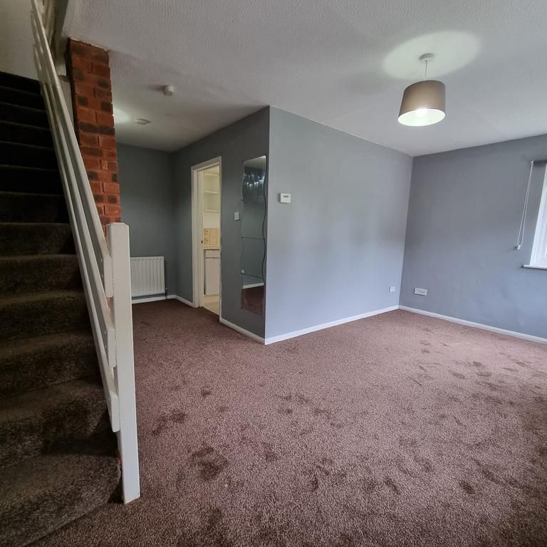 2 bedroom semi-detached house to rent - Photo 1