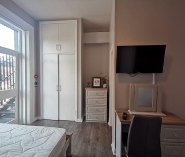 Room 4, 34 Northland Road, Londonderry, BT48 7NA - Photo 6