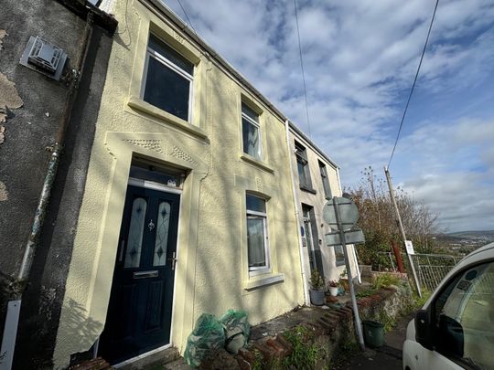 Graig Road, Morriston, SWANSEA - Photo 1