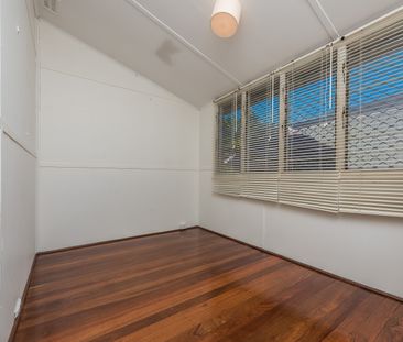 29 Langley Crescent, Innaloo WA 6018 - House For Rent | Domain - Photo 4
