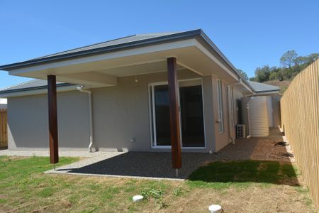 5 Downs Street, GLENVALE - Photo 5