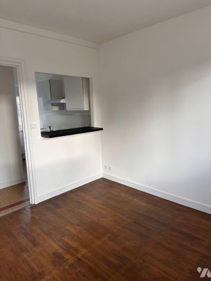 Studio en rez-de-chaussée - Photo 1