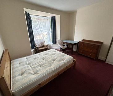 6 bedroom house to rent - Photo 4