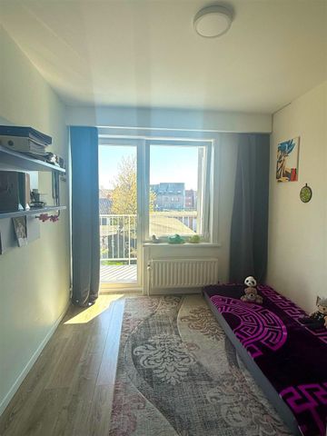 Instapklaar 2 slpk. appartement met garagebox in het centrum van Temse - Photo 4