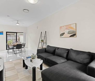 Fully furnished Townhouse $790/W - Photo 4