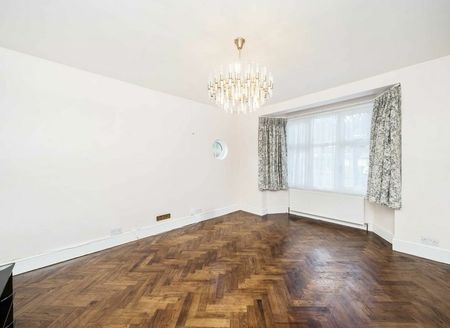 North Crescent - Photo 2